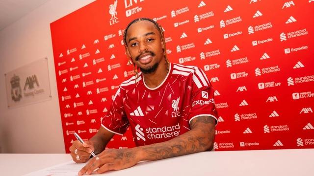 Liverpool, Fenerbahçe'nin Rakibi Olan PSG'den Bradley Barcola'ı Kadrosuna Kattı