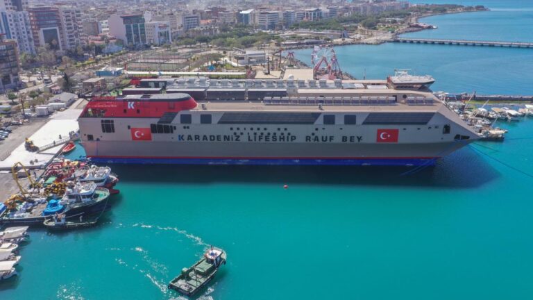 Süheyla Sultan gemisi olası felaketlere karşı hazırlanıyor