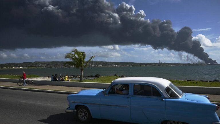 Küba’da malzeme deposunda patlama: 13 askere ulaşılamıyor
