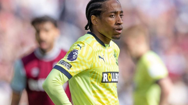 Beşiktaş’ın yeni transferi Kyle Walker-Peters, İstanbul’a geliyor