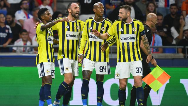 TFF, Şampiyonlar Ligi’nde lig aşamasına yükselen Fenerbahçe’yi kutladı