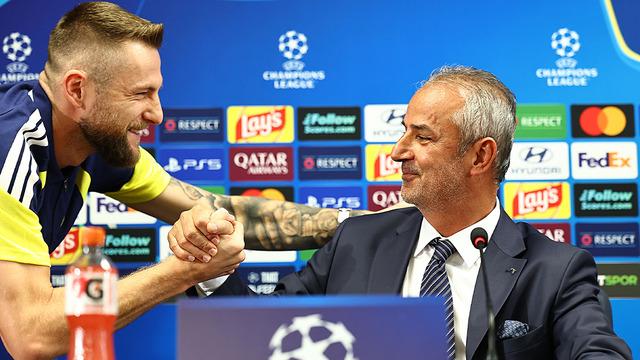 Fenerbahçe’de İsmail Kartal’dan Roma maçı öncesi çarpıcı analiz! “Özel diziliş”